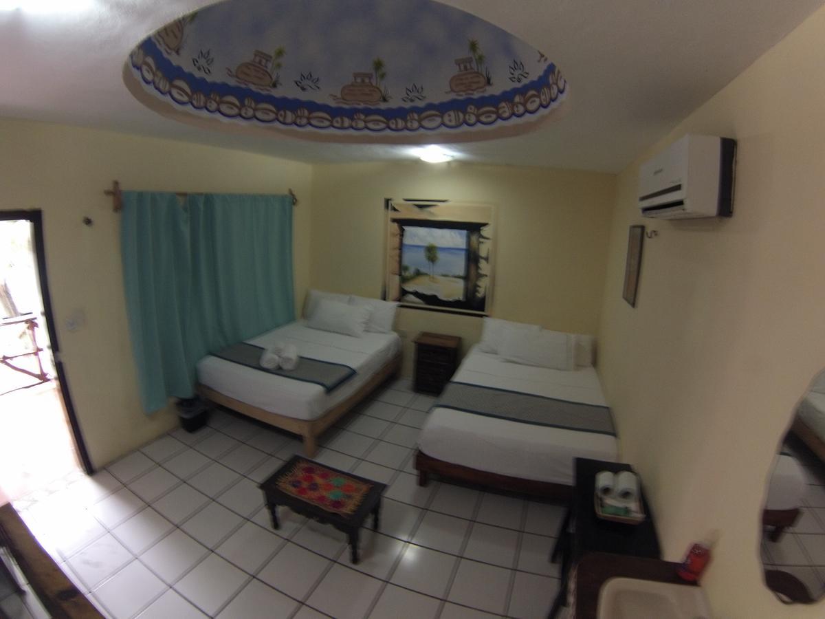 Nido Del Quetzal Hotel Bacalar Buitenkant foto