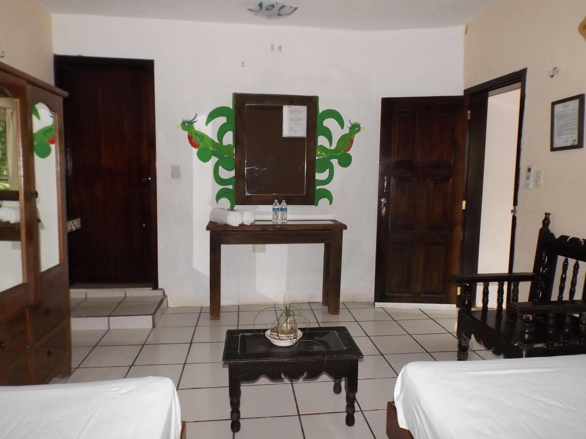 Nido Del Quetzal Hotel Bacalar Buitenkant foto