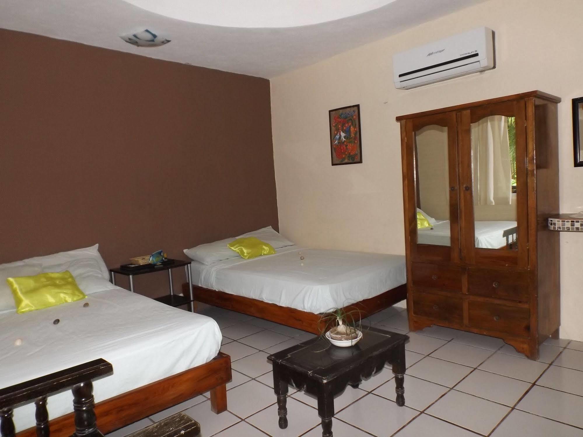 Nido Del Quetzal Hotel Bacalar Buitenkant foto