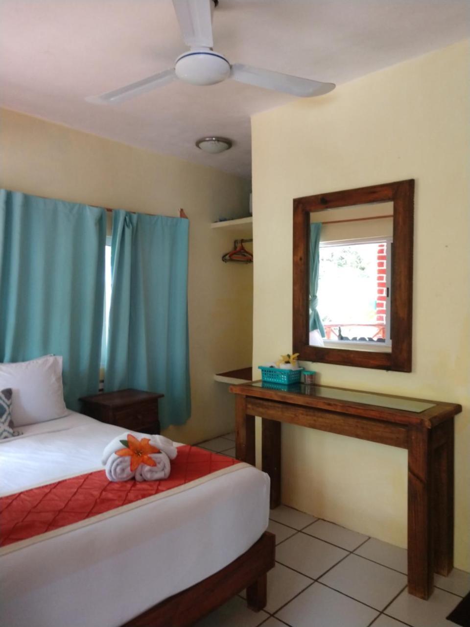 Nido Del Quetzal Hotel Bacalar Buitenkant foto